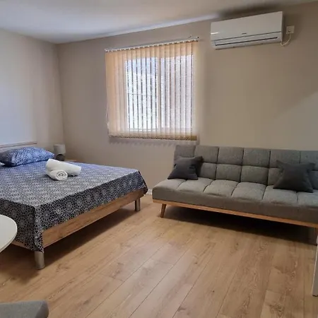Strkalj Guest house *