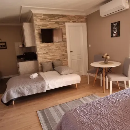 بيت ضيافة Strkalj