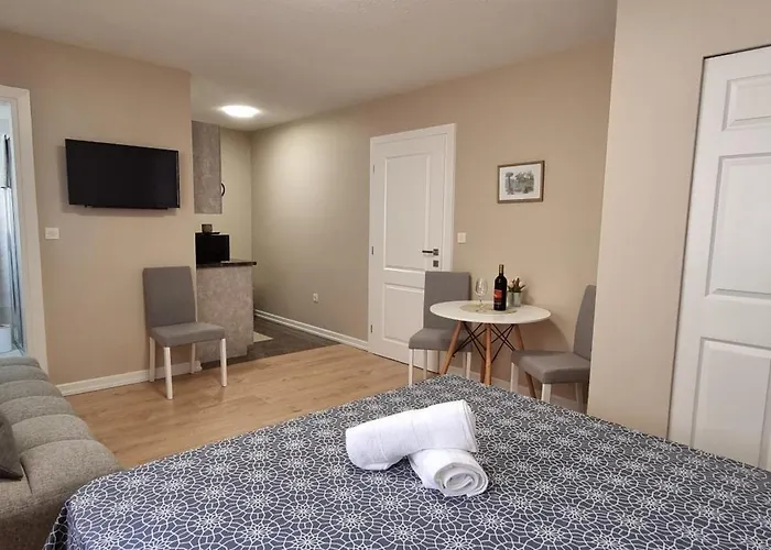 Gostinjska kuća Strkalj Bibinje